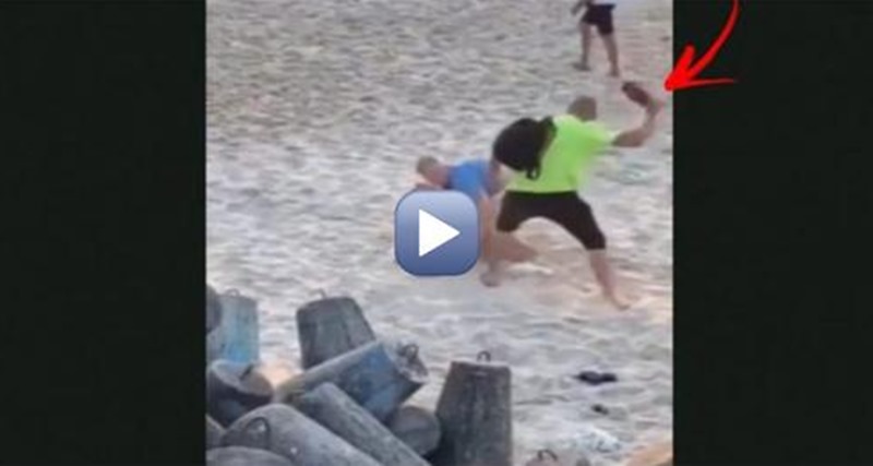 Homem interrompe casal com ‘chineladas’ bem na praia!