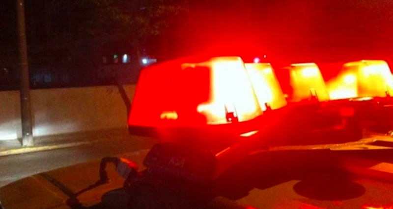 Jovem de 22 anos volta de bar alterado, parte para cima da esposa, fere o pai e perde a vida pelas mãos da mãe