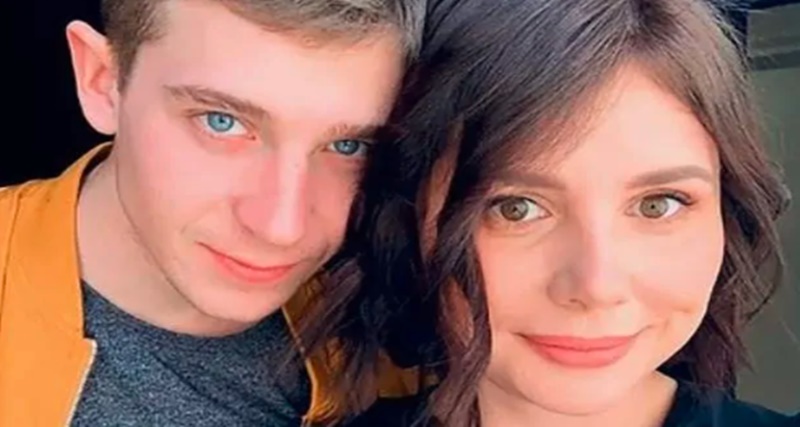 Jovem De 23 Anos É Pai De Seus 2 Irmãos Com Sua Ma…Ver Mais