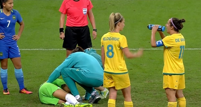 VOCÊ NÃO VAI ACREDITAR NO QUE FIZERAM COM ESSA JOGADORA DO FUTEBOL FEMININO