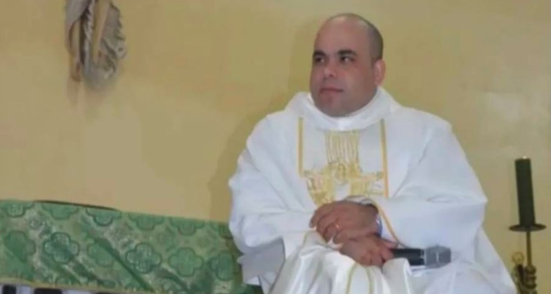 [ URGENTE ] Chega a0 fim as buscas por padre que estava desaparecid0 há dias e d…veja mUs