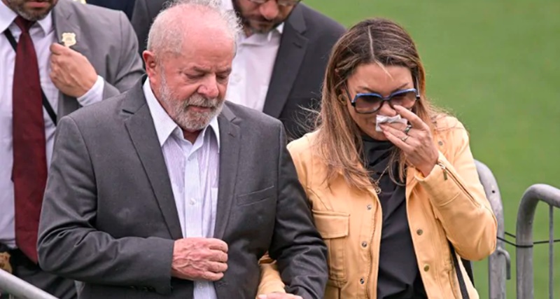 Infelizmente Foi Confirmado: Primeira-Dama Janja, Aos 58 Anos Acaba De… Ver Mais