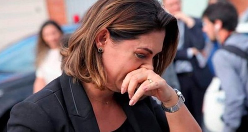 Acaba De Ser CONFIRMADO: Michelle Bolsonaro Passa Mal E É Levada Às Pressas Para O HOSPITAL. ‘Infelizmen… VER MAIS