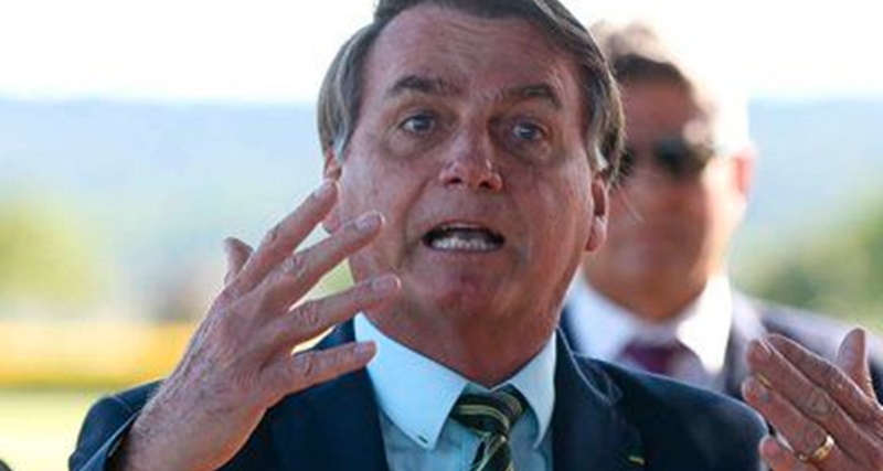 “Ele Fez Isso?” Atitude de Bolsonar0 Ao Falar de Vítimas de Avião Que Caiu em Vinhed0 Assustou a Tod…Ver mais